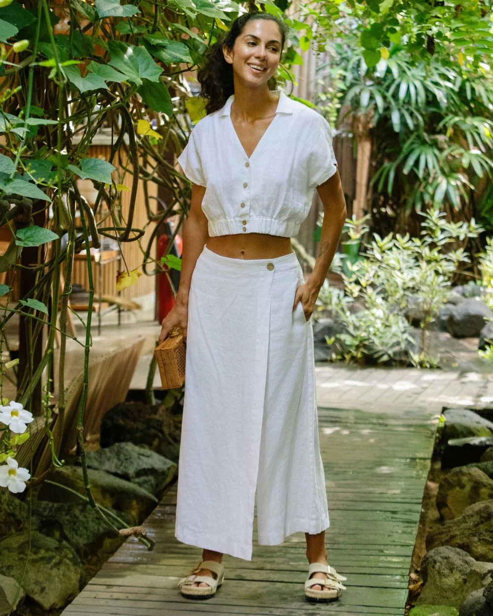 White Linen Cropped Button - Down Top - Image 5