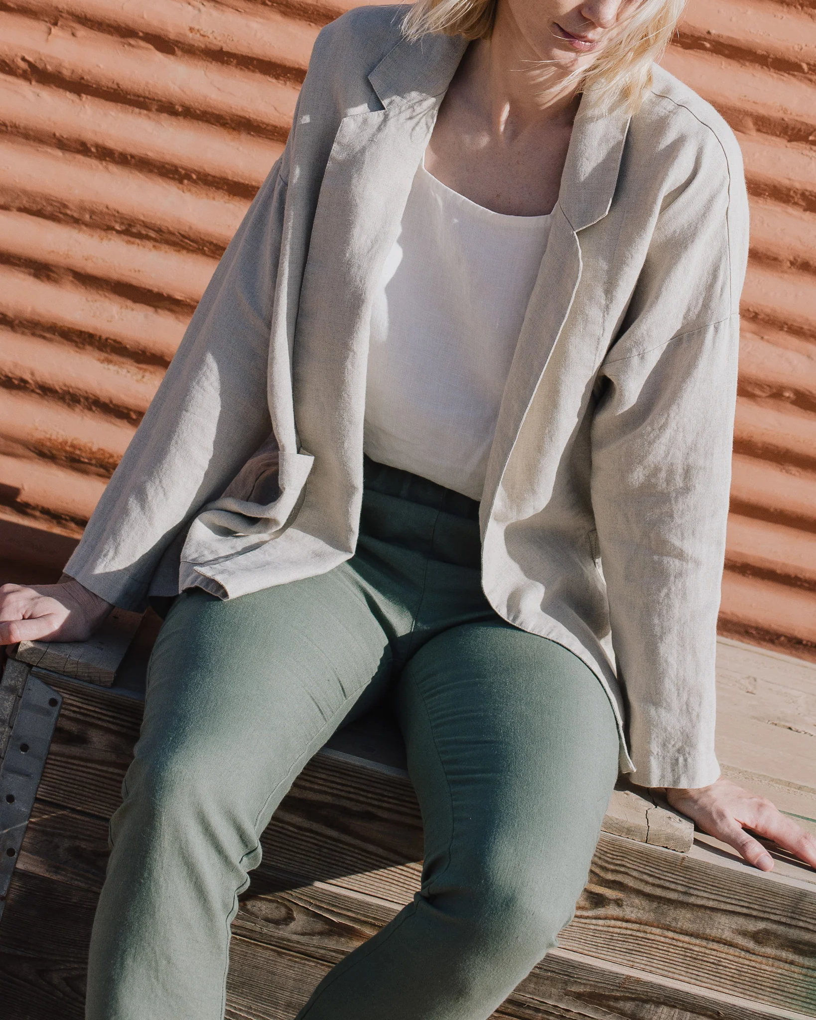 Beige Linen Blazer - Image 2