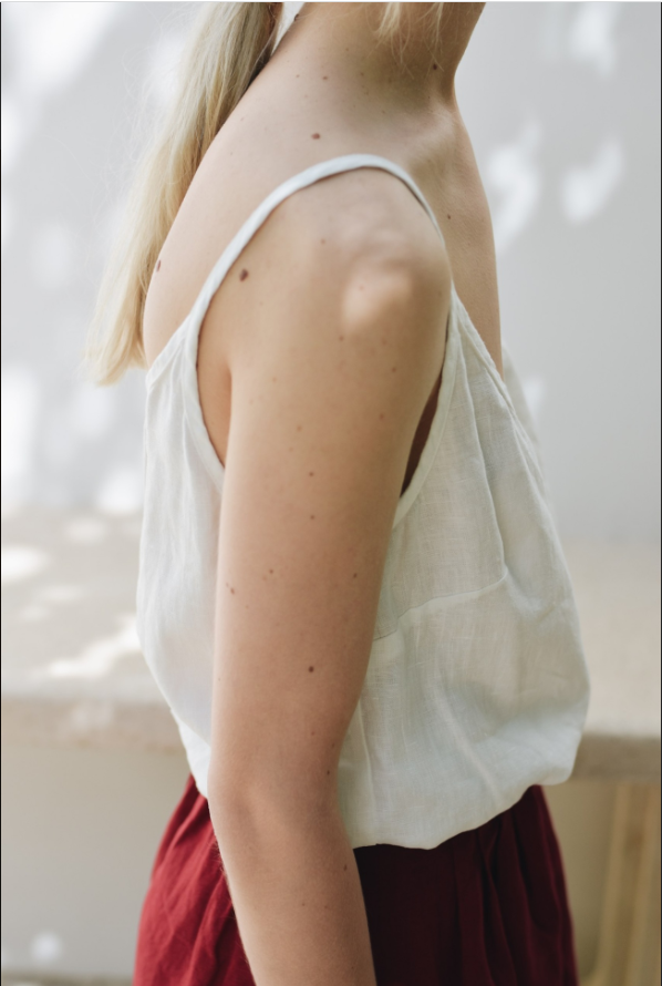 Hazel Linen Top - Image 6